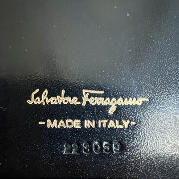 Salvatore Ferragamo Black Bi-Fold Wallet - Picture 3 of 13